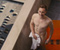 Tom Hiddleston Apakah Naked
